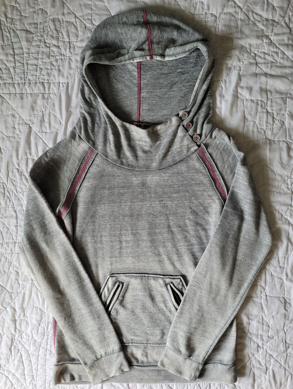 2/$20 🍀 Vintage Y2K Roxy Hoodie